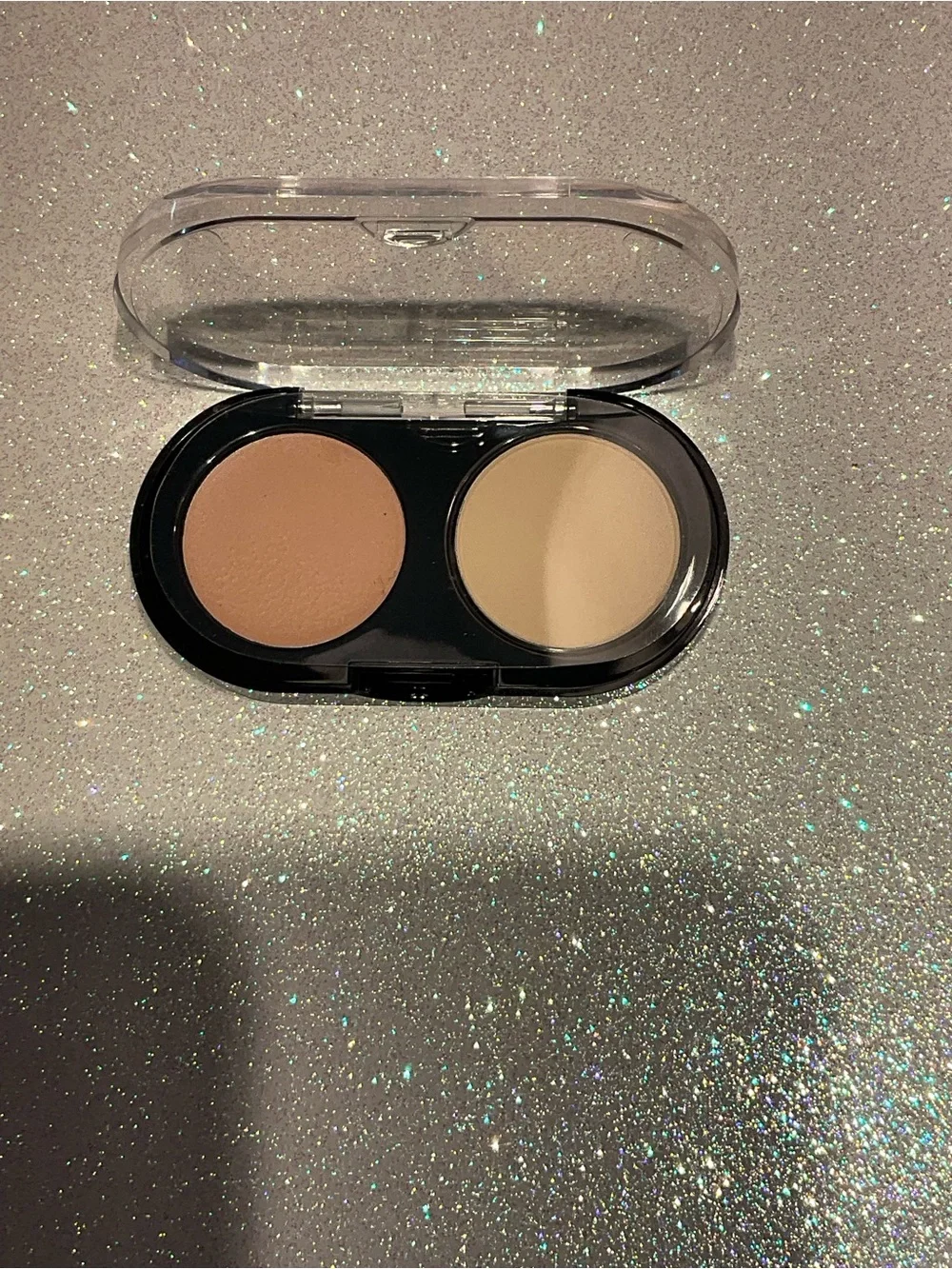 Bobbi Brown Black Compact Concealer Kit Duo (Warm Ivory, Pale Yellow)